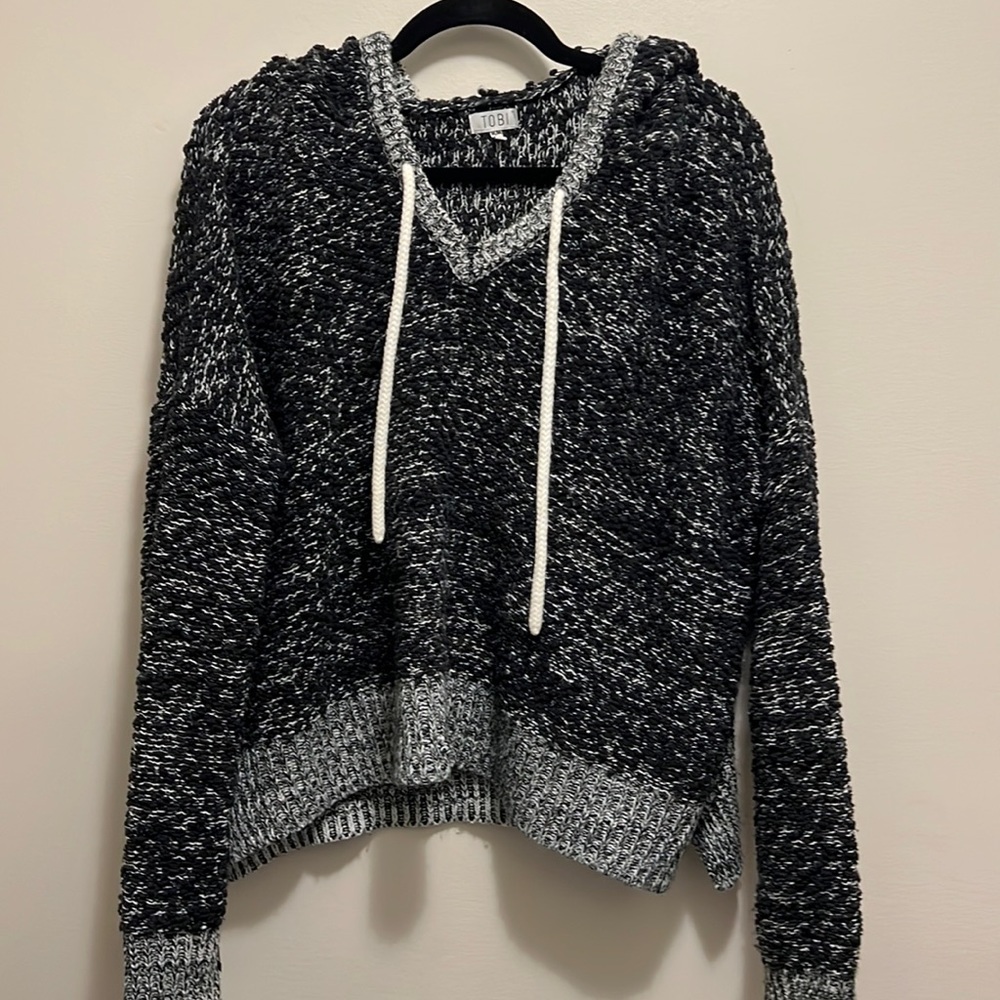 Tobi Oversized Hooded Sweater